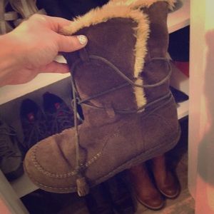 Earth spirit boots veery comfortable and warm